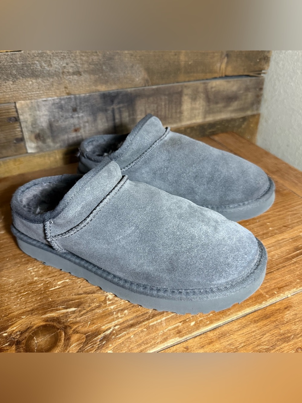 WOMEN'S CLASSIC‎ UGG SUEDE SHEARLING LINED CLOG SLIPPERS GRAY SZ 9 1108193